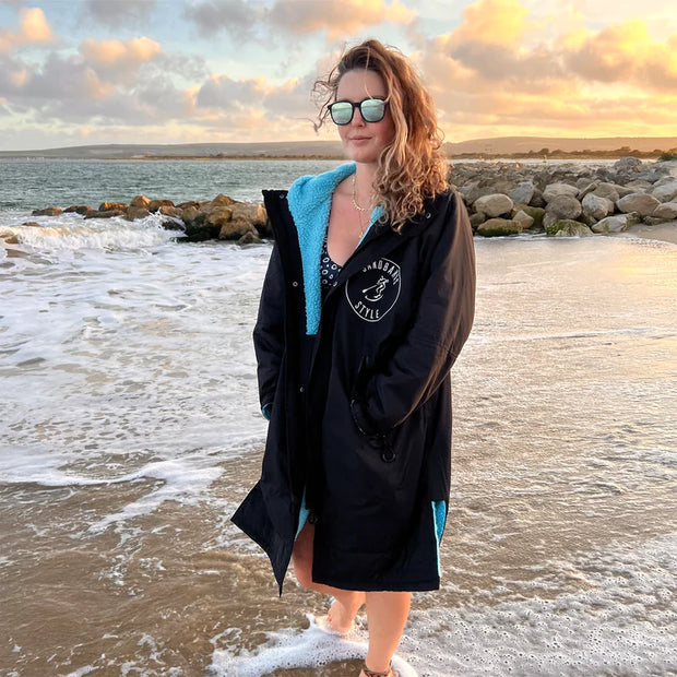 sandbanks style luxury changing robe black blue